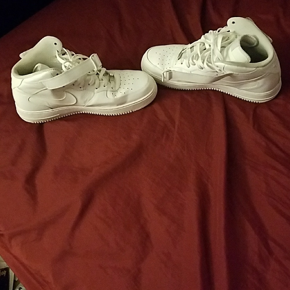 AIR FORCE ONES
